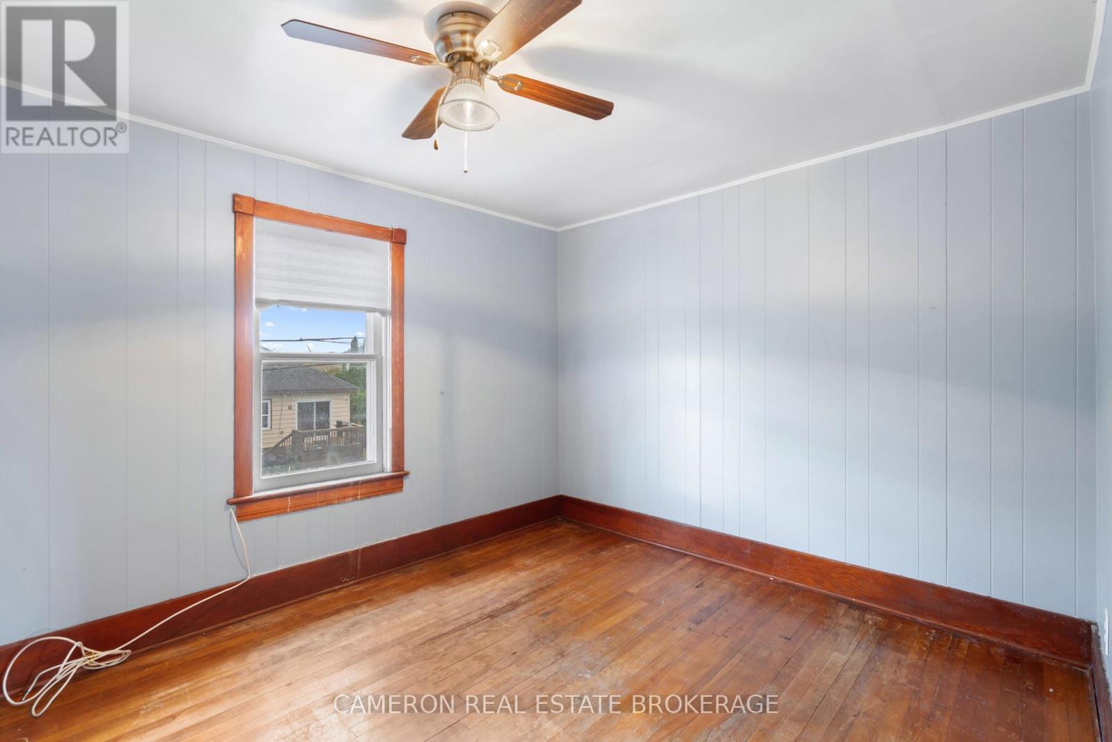 10 Pine Lane Property Photo 15