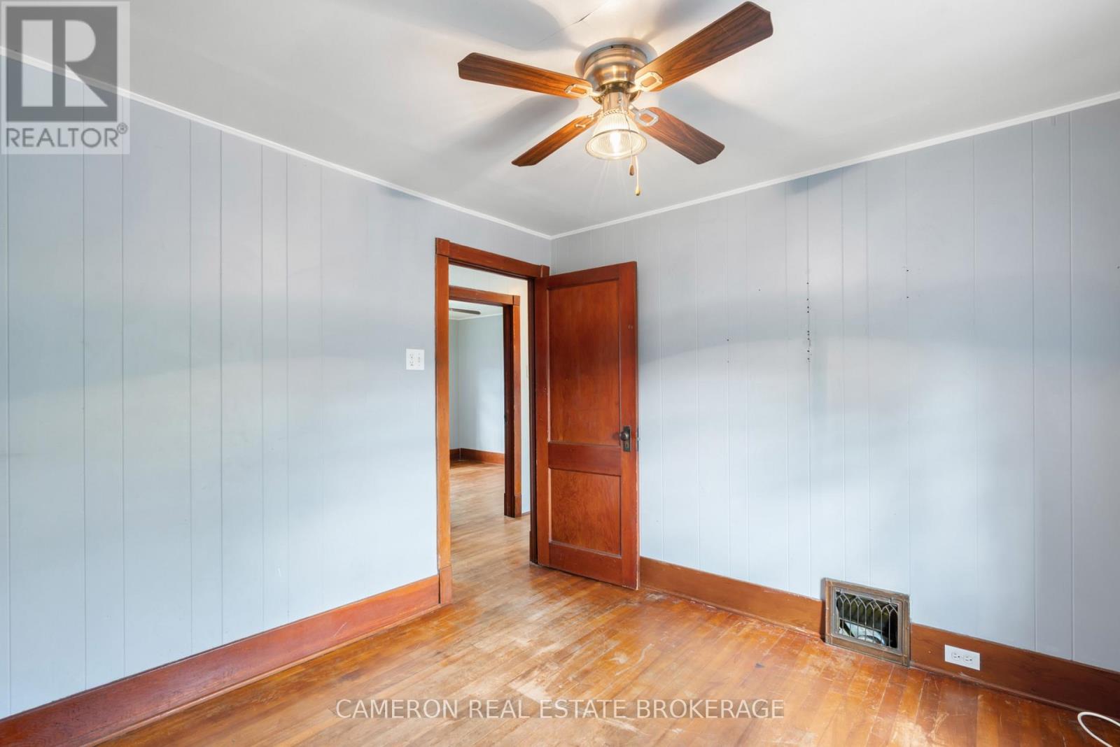 10 Pine Lane Property Photo 16