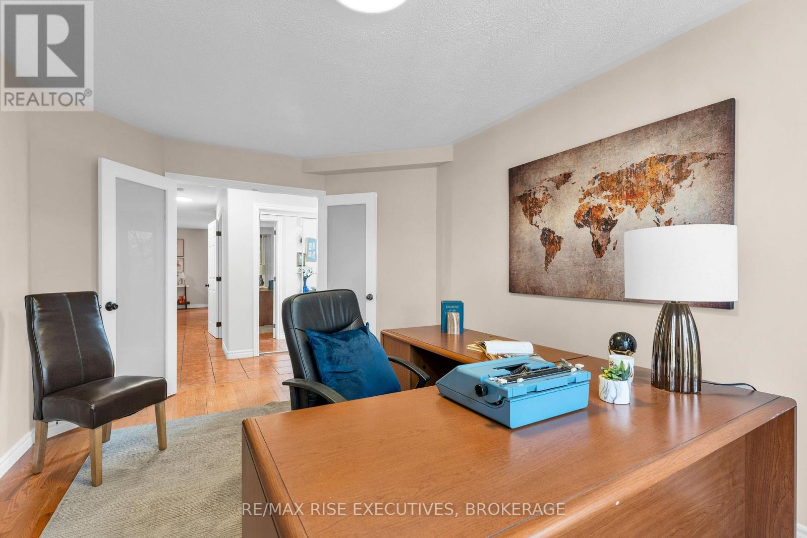370 Cooke Crescent Property Photo 6