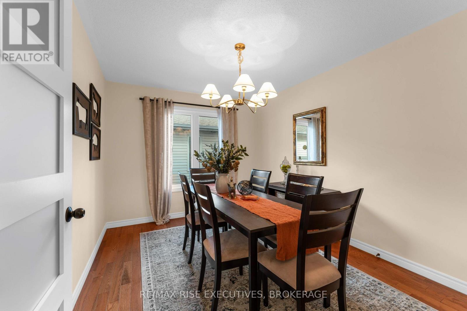 370 Cooke Crescent Property Photo 9