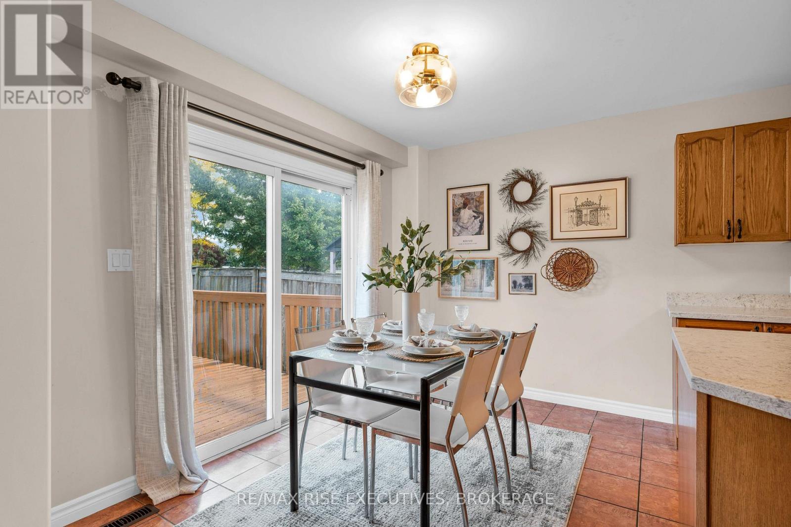 370 Cooke Crescent Property Photo 15
