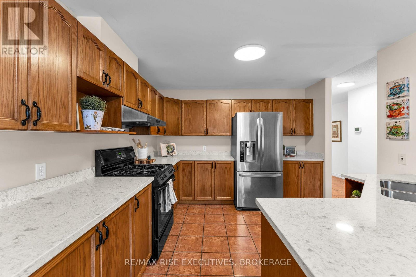 370 Cooke Crescent Property Photo 17