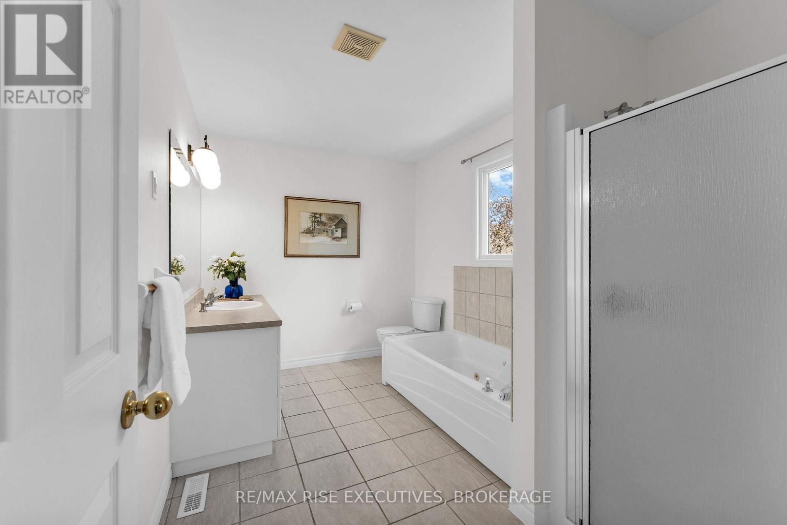 370 Cooke Crescent Property Photo 25