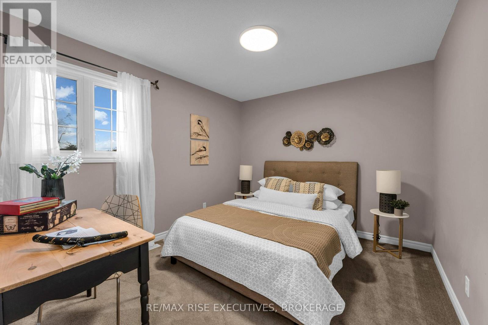 370 Cooke Crescent Property Photo 30