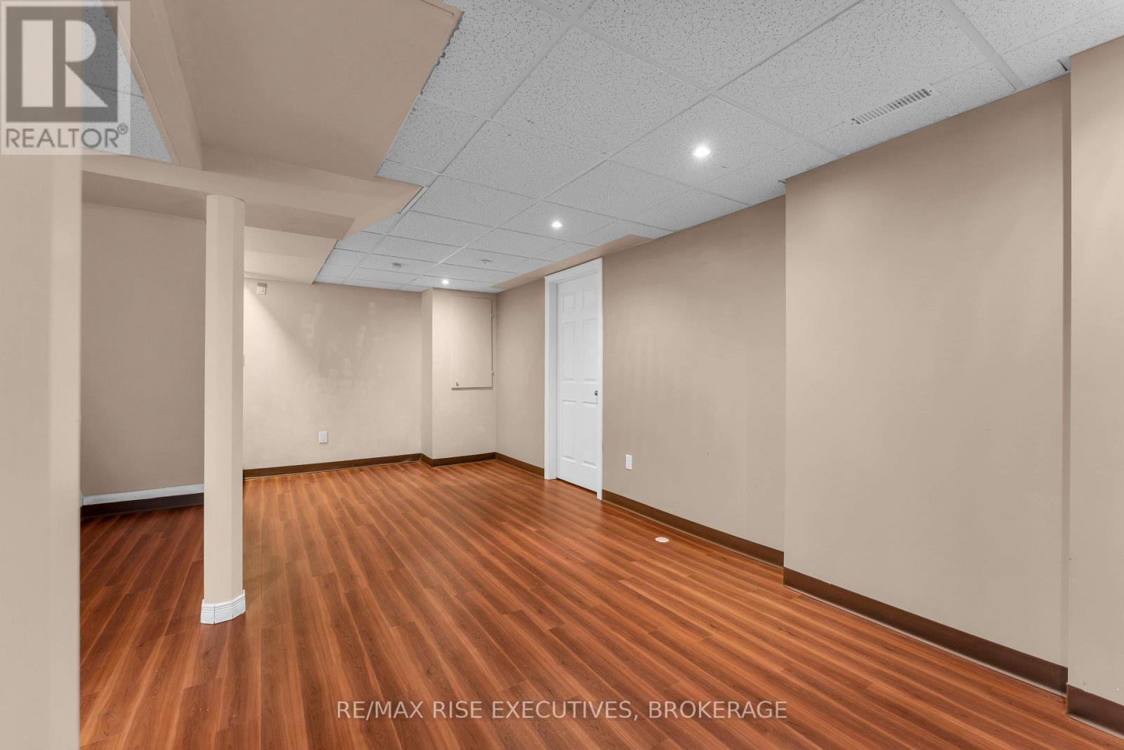 370 Cooke Crescent Property Photo 39