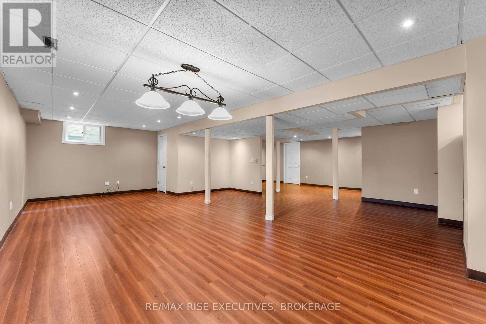 370 Cooke Crescent Property Photo 41