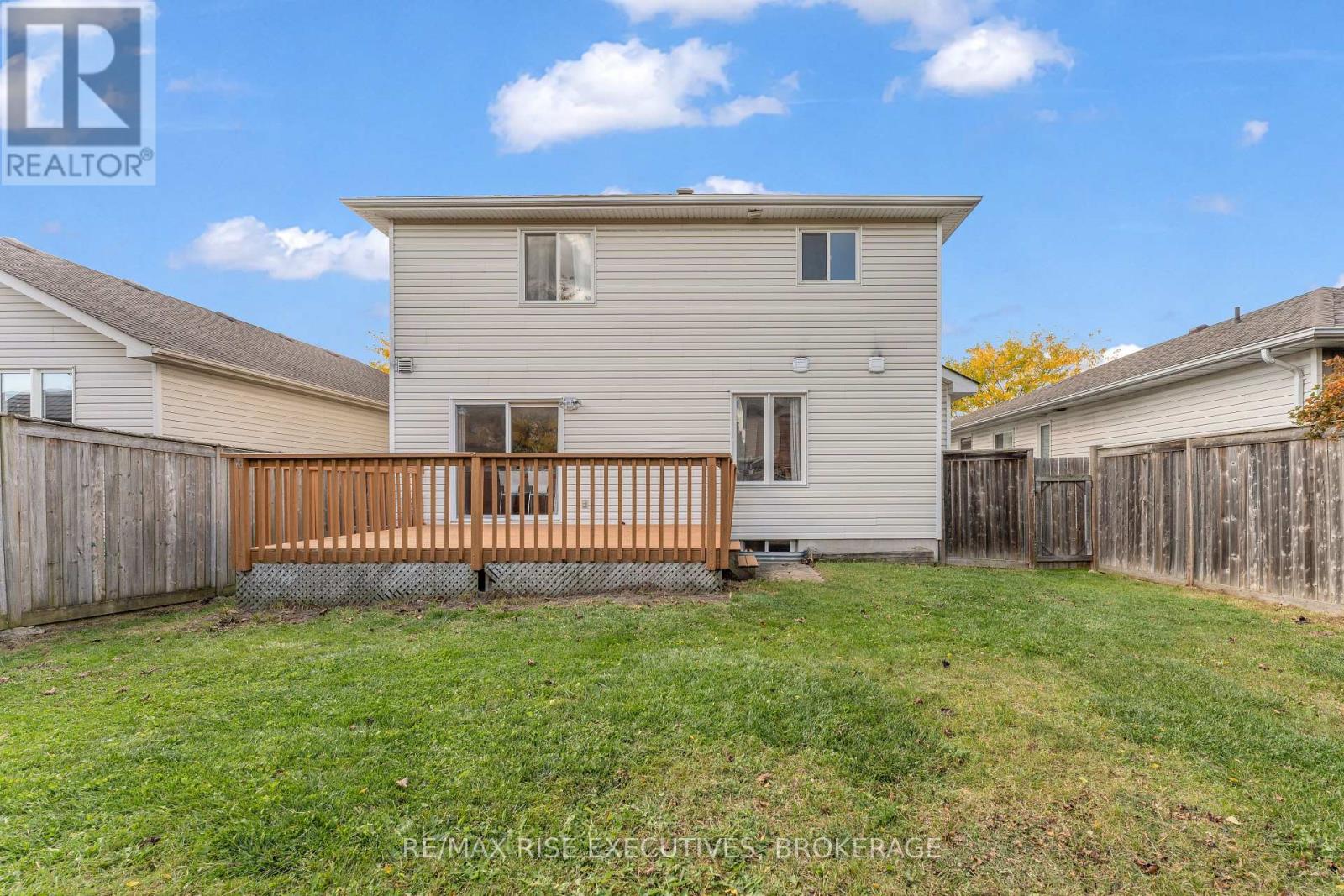 370 Cooke Crescent Property Photo 46