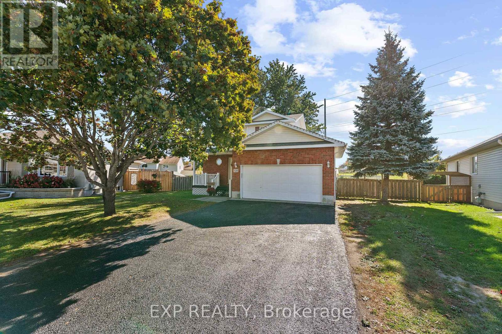 108 Mclachlin Street S Property Photo 1