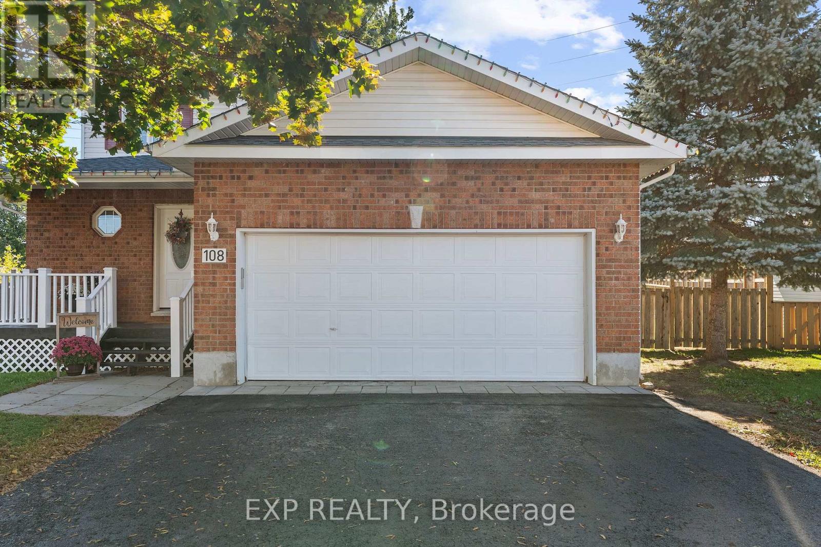 108 Mclachlin Street S Property Photo 3