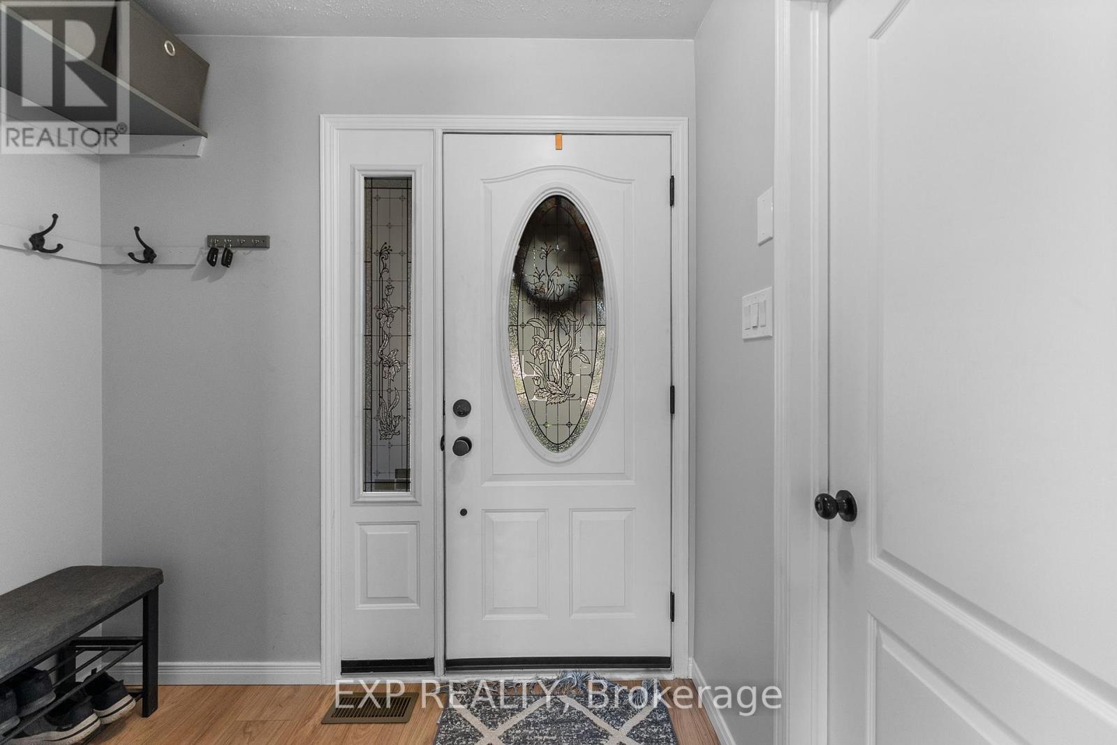 108 Mclachlin Street S Property Photo 5