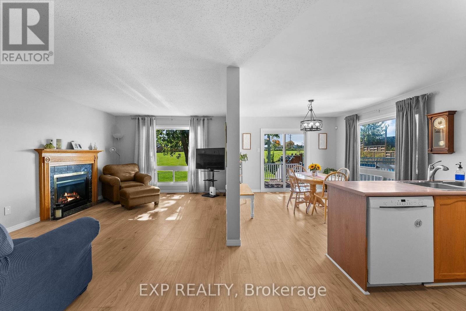 108 Mclachlin Street S Property Photo 6