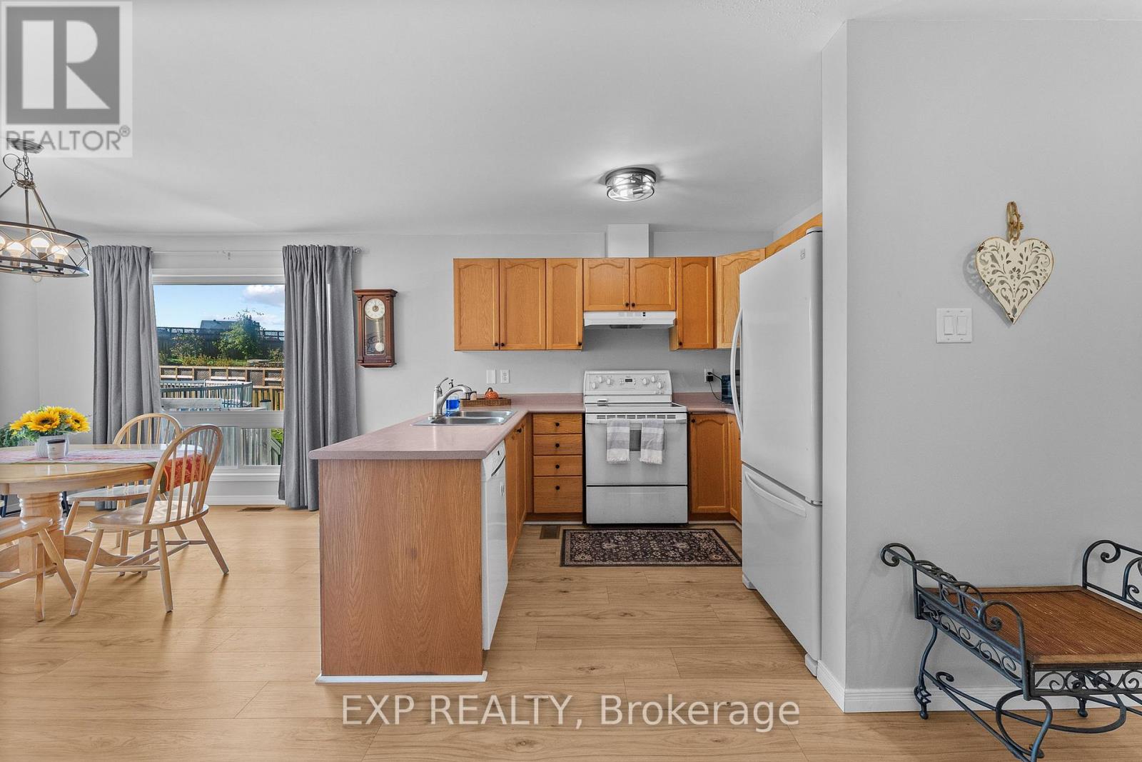 108 Mclachlin Street S Property Photo 10