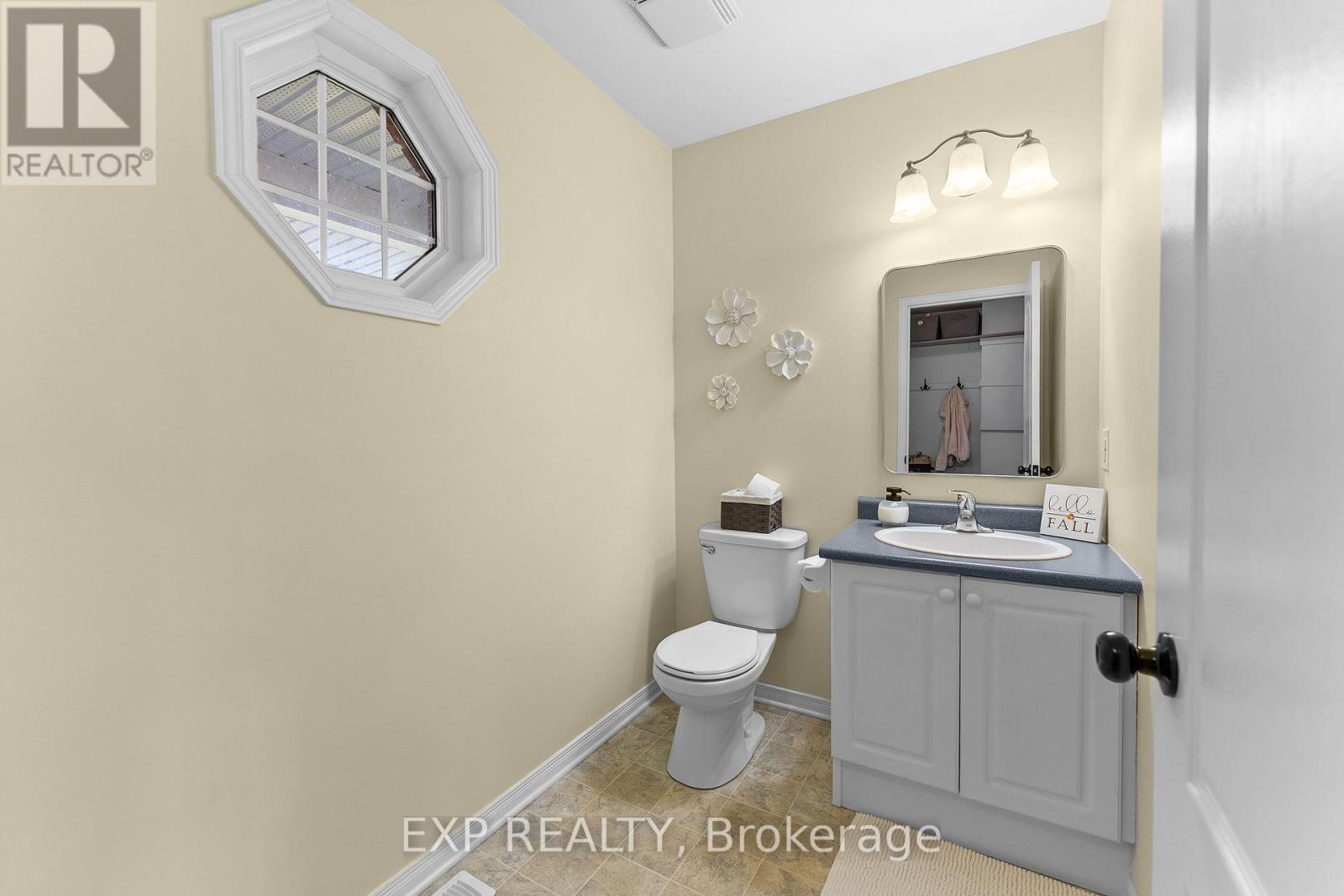 108 Mclachlin Street S Property Photo 16