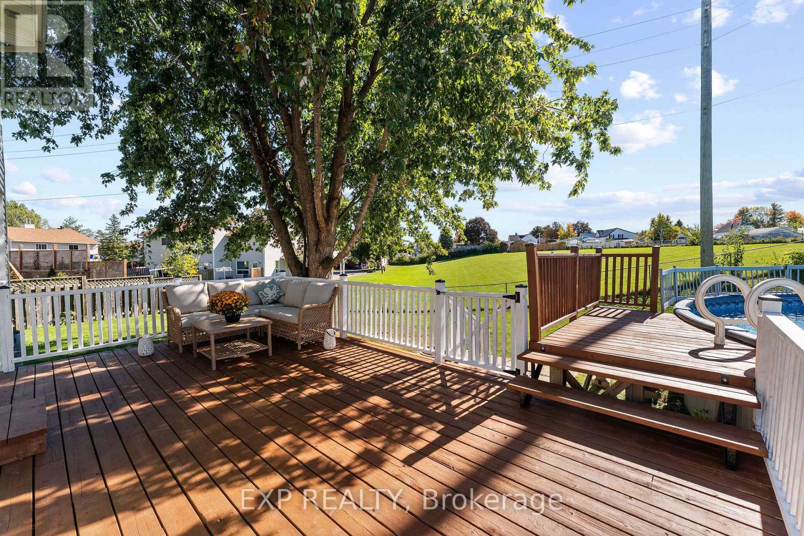 108 Mclachlin Street S Property Photo 33