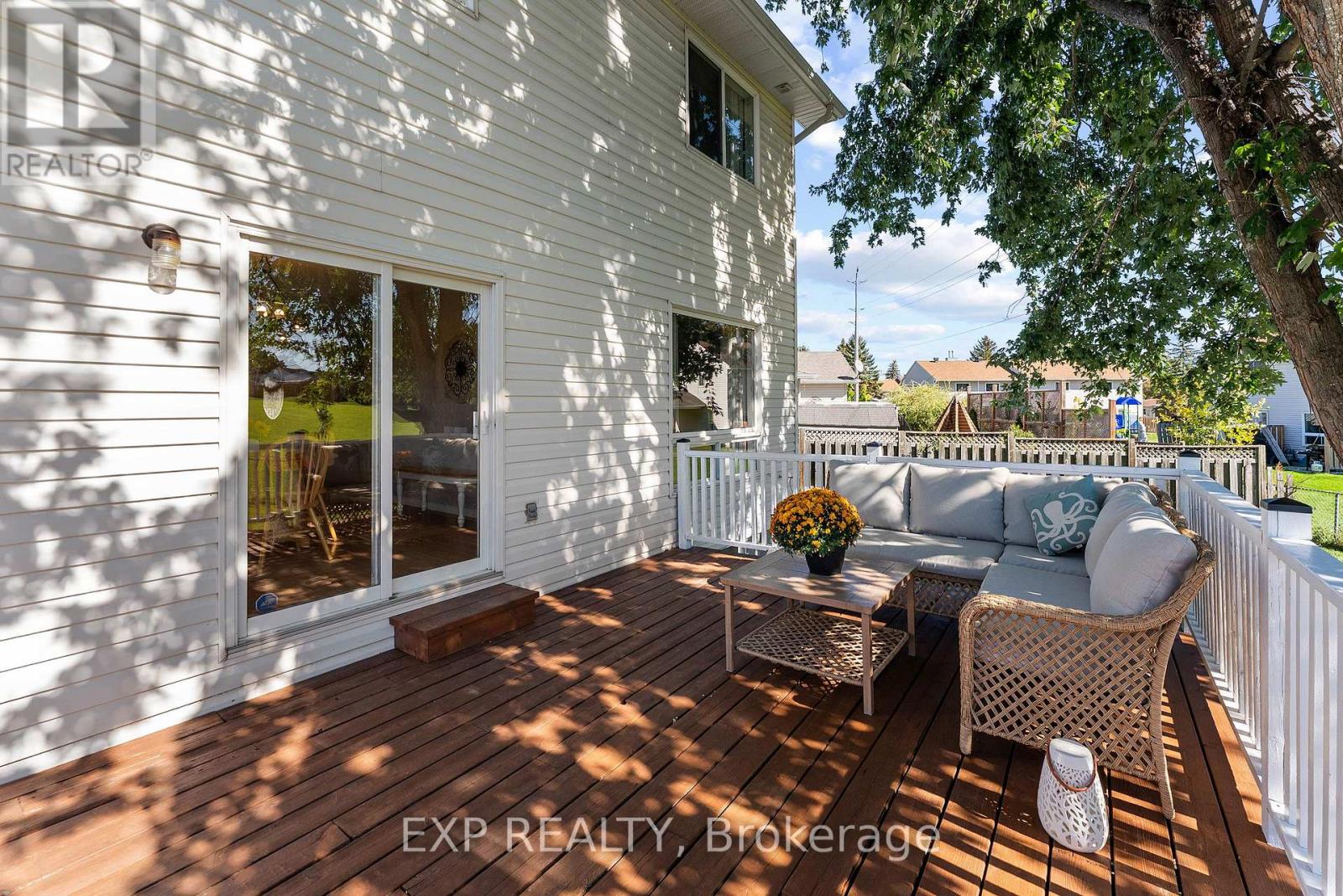 108 Mclachlin Street S Property Photo 34