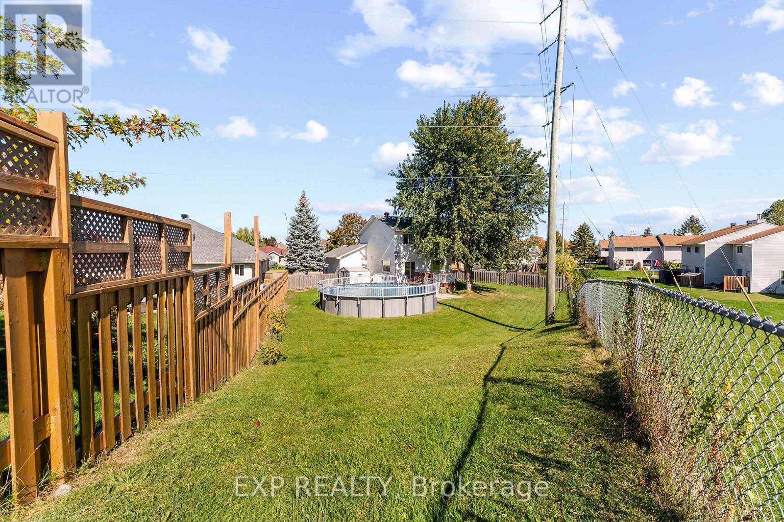 108 Mclachlin Street S Property Photo 38
