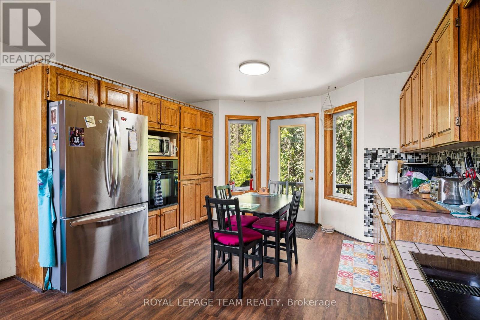 4984 Dunrobin Road Property Photo 25