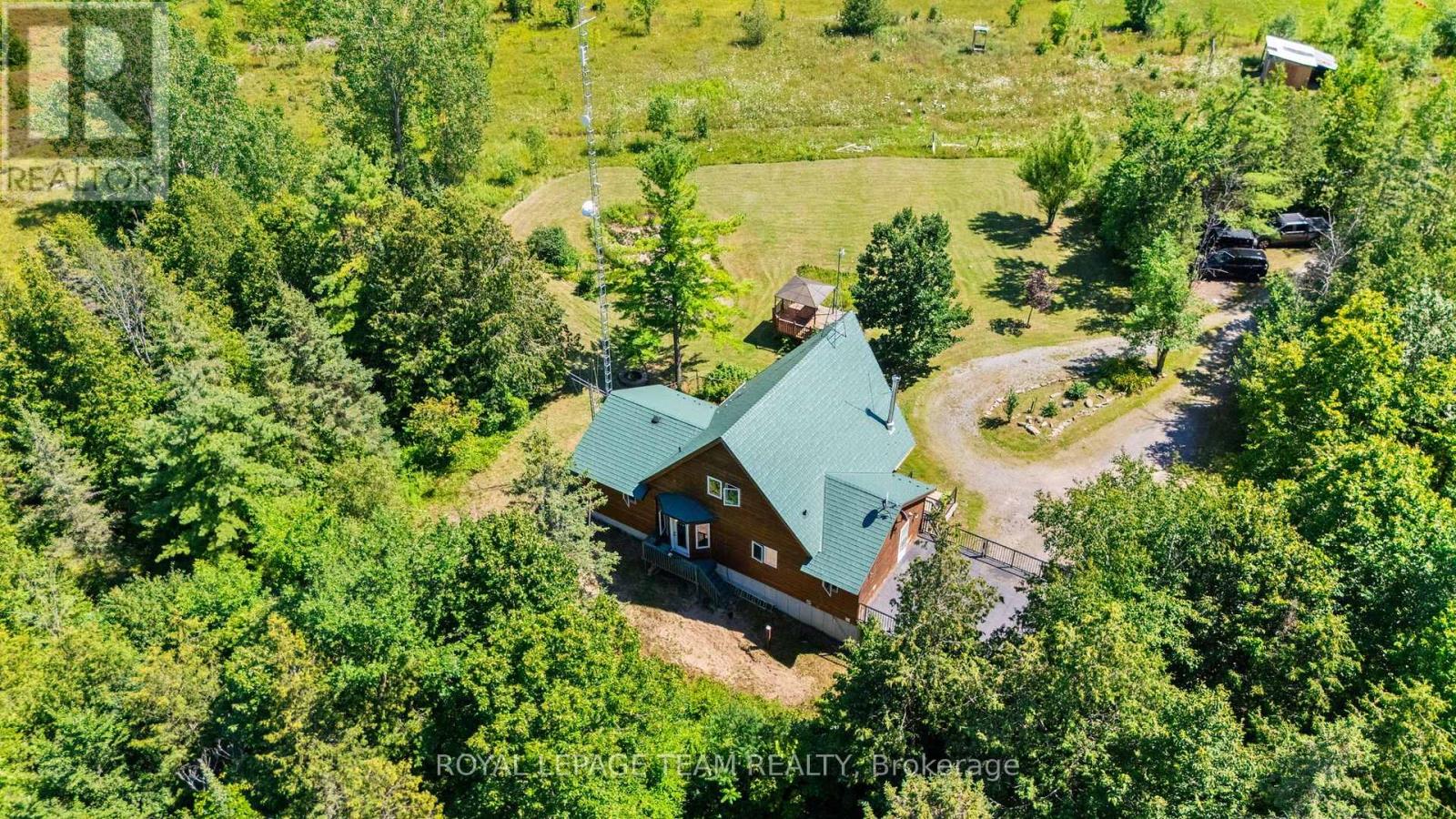 4984 Dunrobin Road Property Photo 44