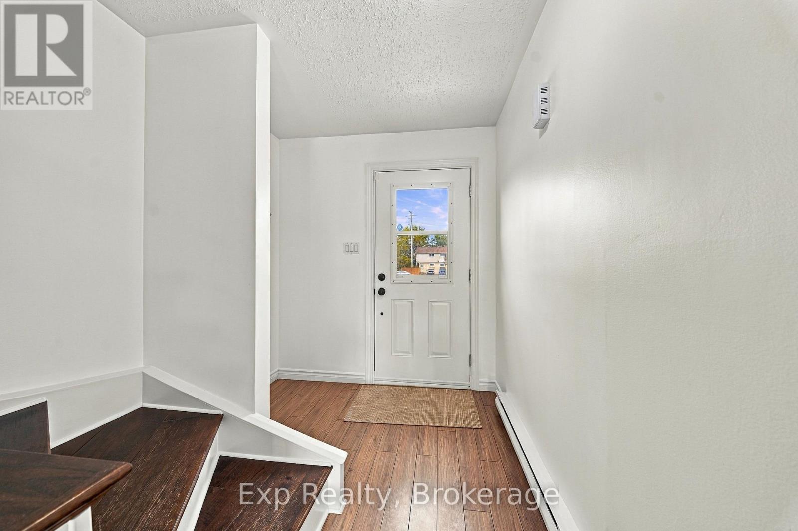 D - 50 Cascade Boulevard Property Photo 7