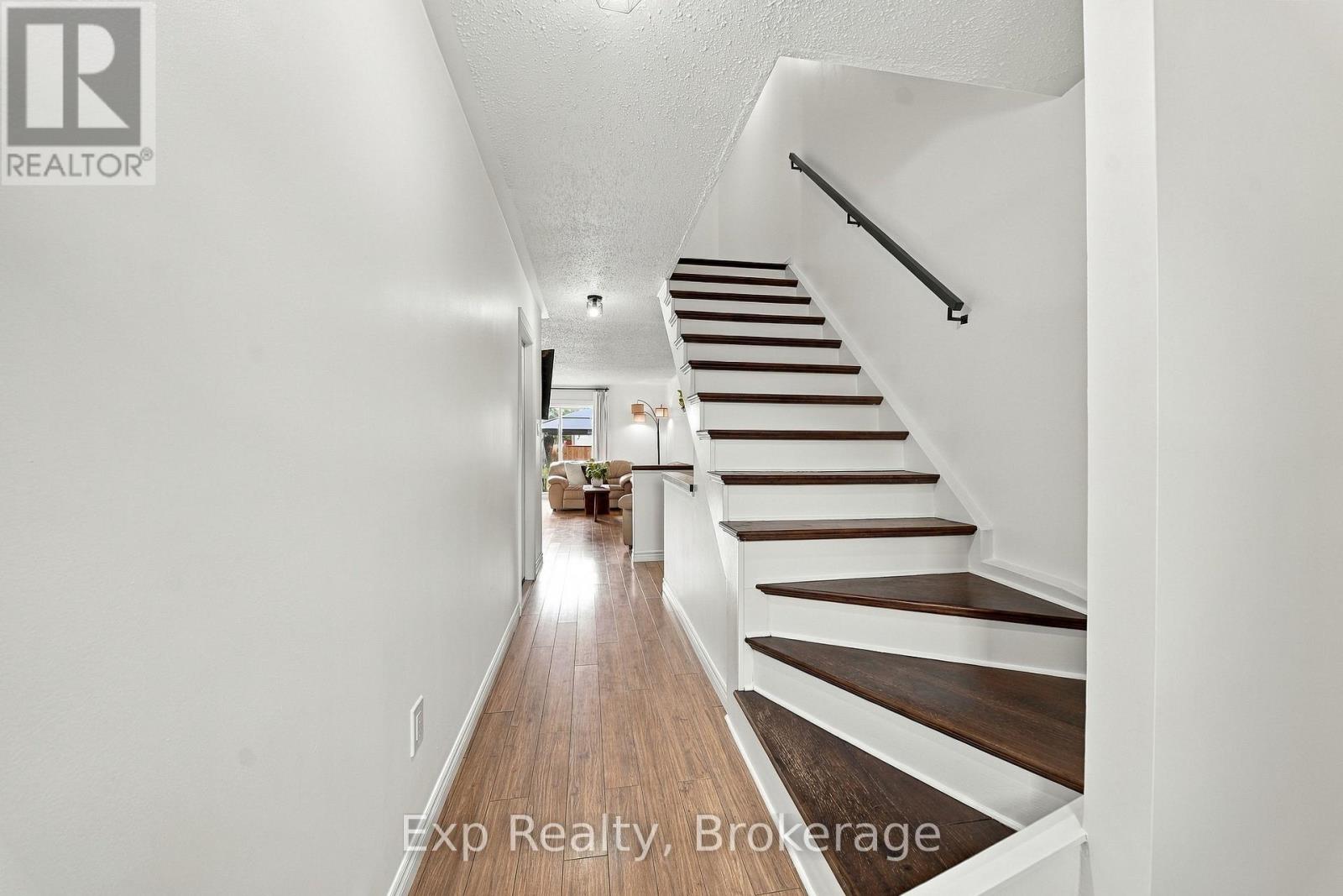 D - 50 Cascade Boulevard Property Photo 8
