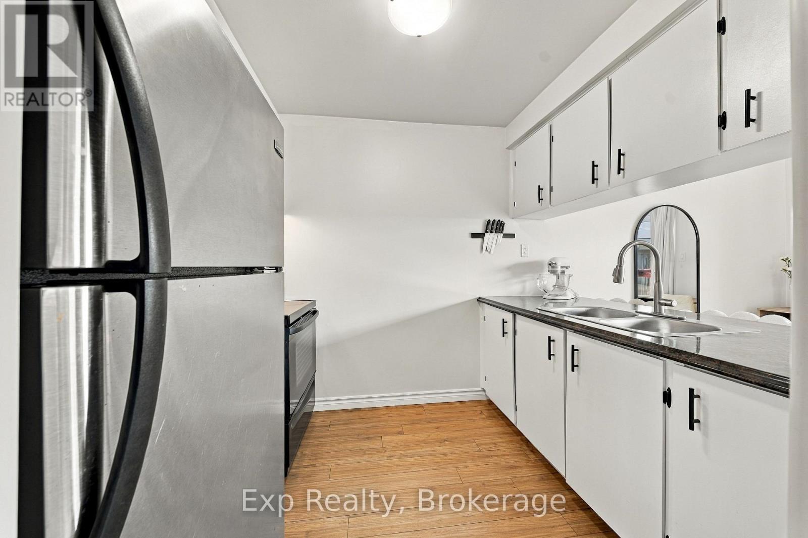 D - 50 Cascade Boulevard Property Photo 17