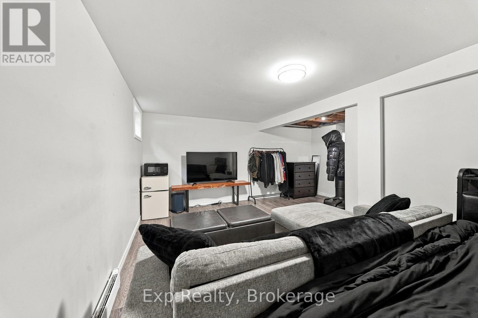 D - 50 Cascade Boulevard Property Photo 28