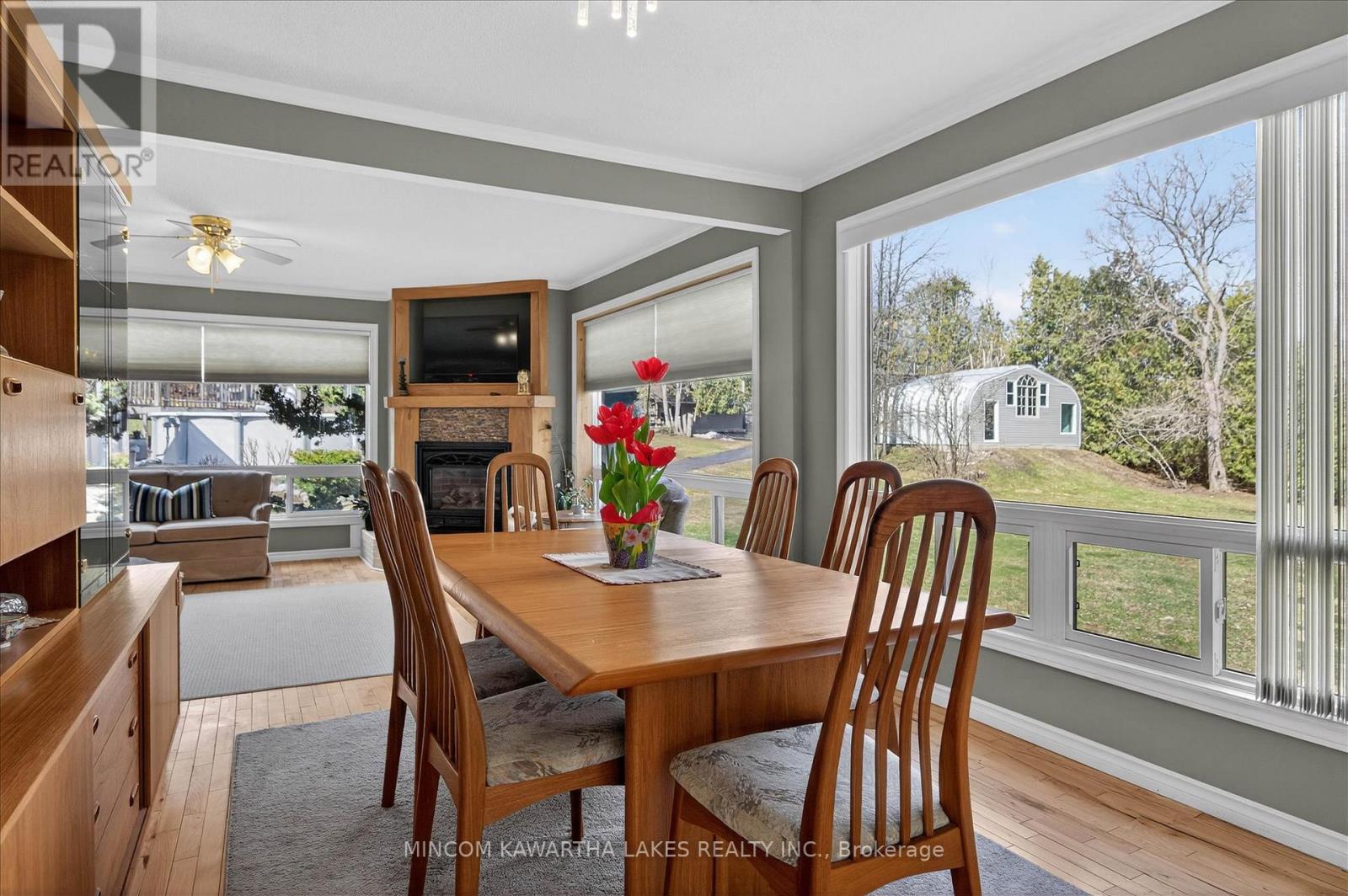 572 Fallis Line Property Photo 8