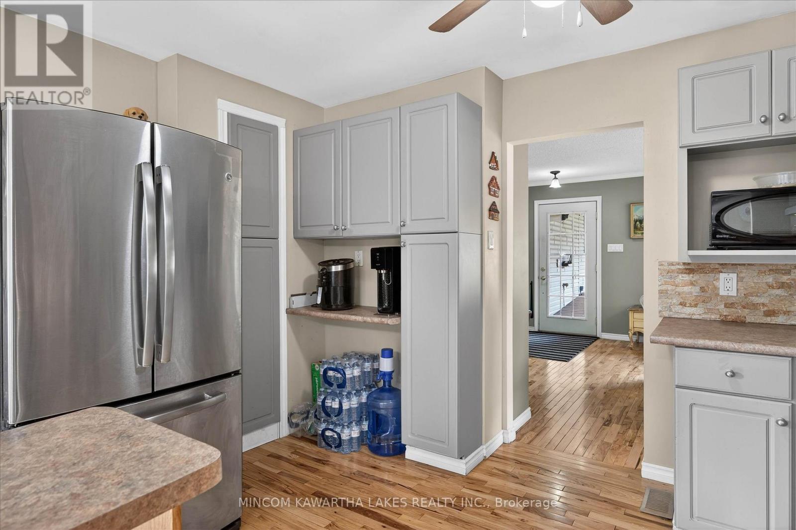 572 Fallis Line Property Photo 12