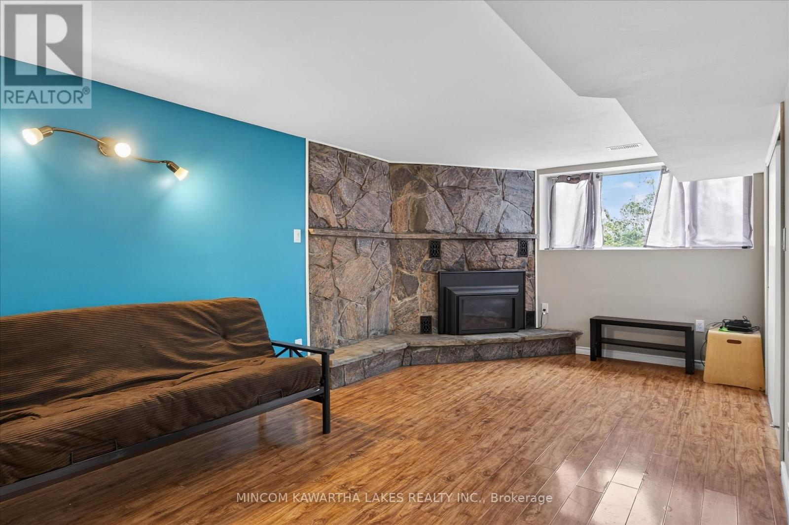 572 Fallis Line Property Photo 19