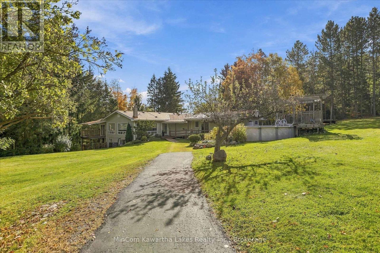 572 Fallis Line Property Photo 41