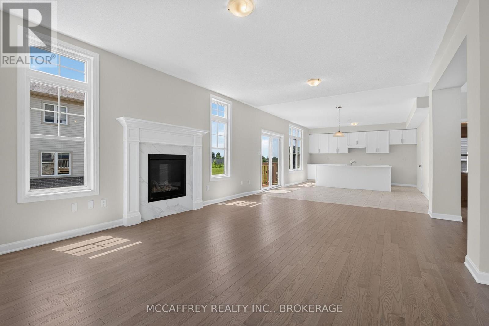 103 Gildersleeve Boulevard Property Photo 10