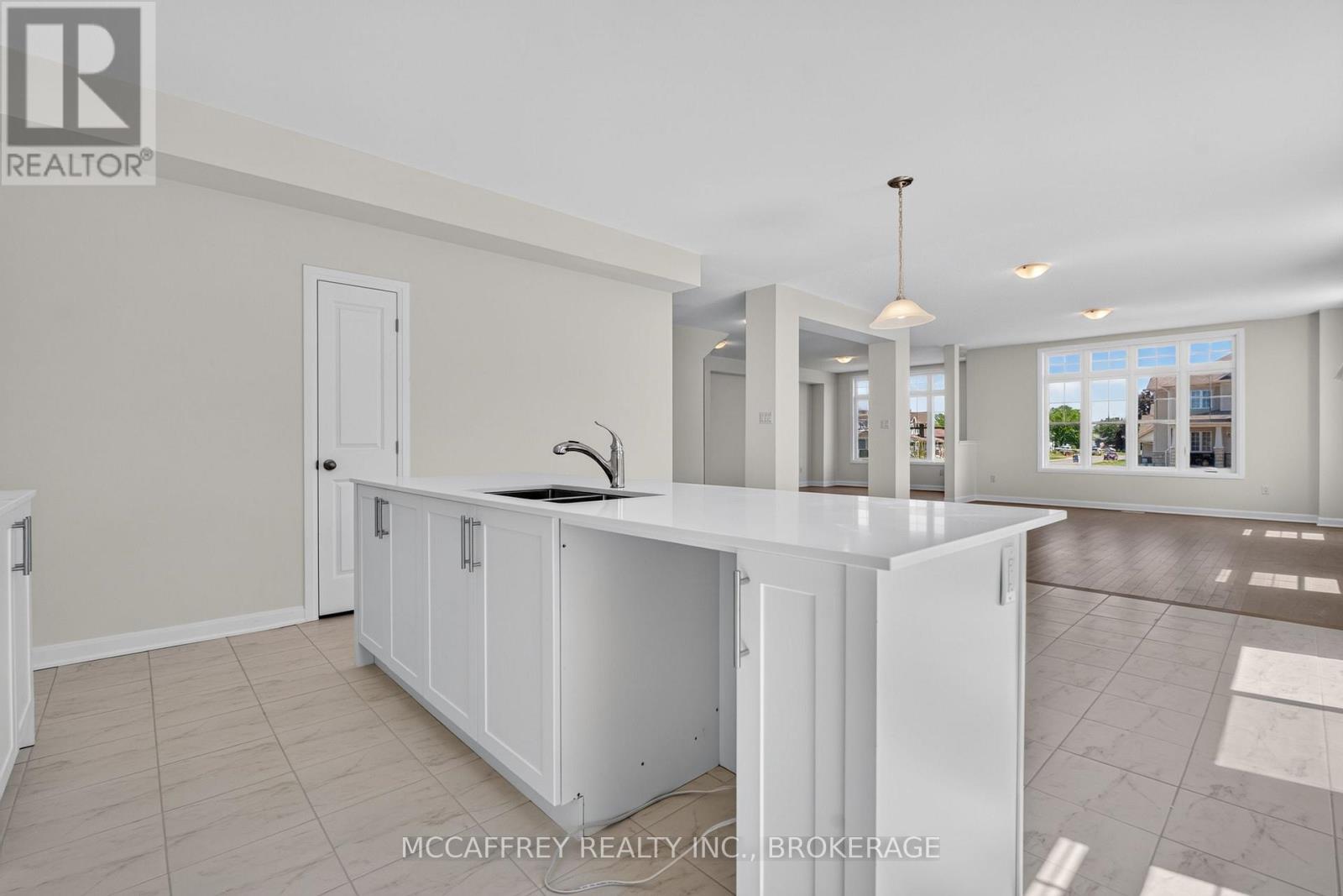 103 Gildersleeve Boulevard Property Photo 19