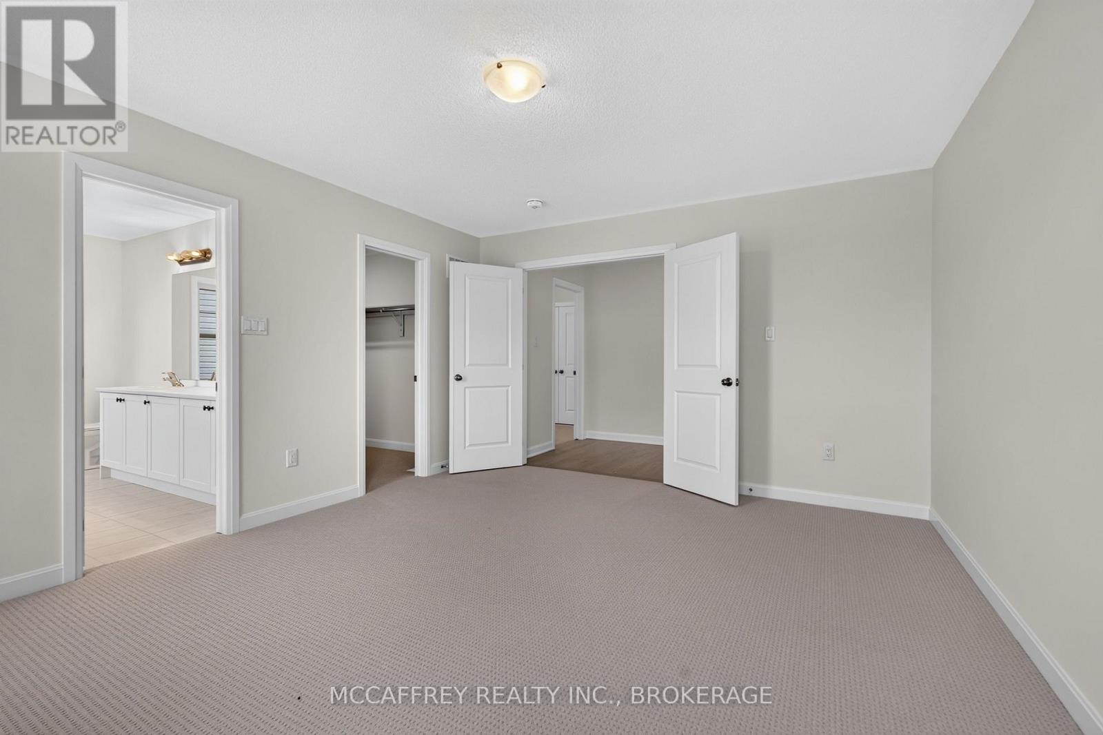 103 Gildersleeve Boulevard Property Photo 25