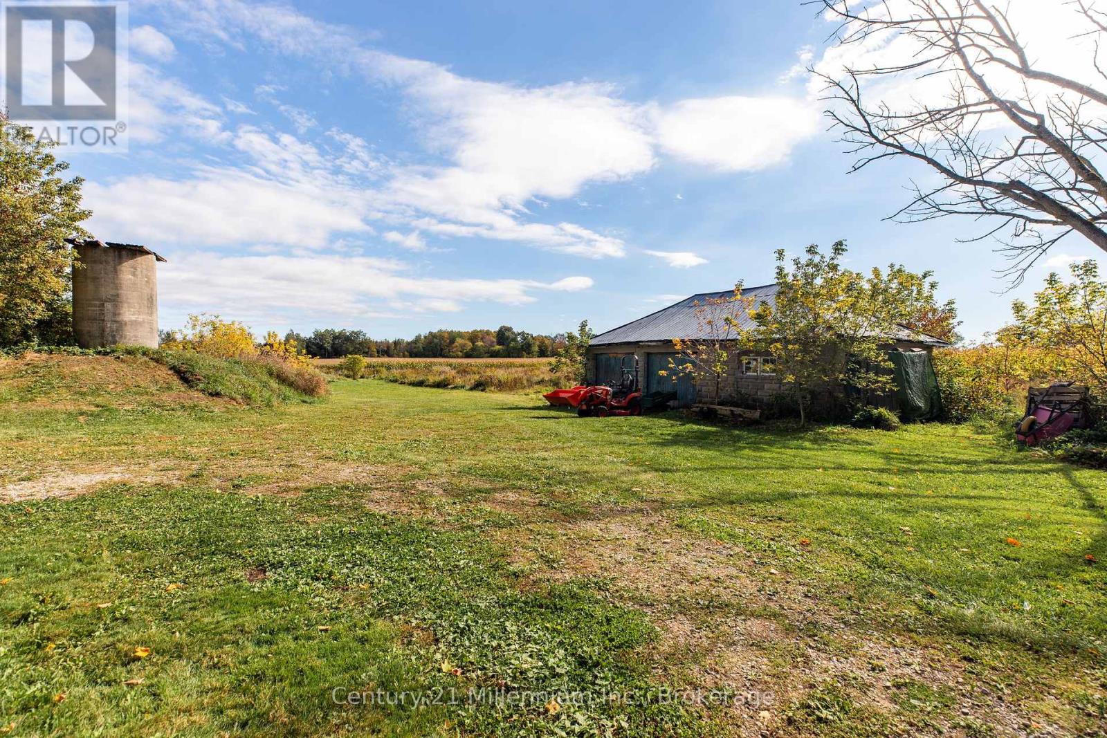 42532 Grey Road 109 Property Photo 13