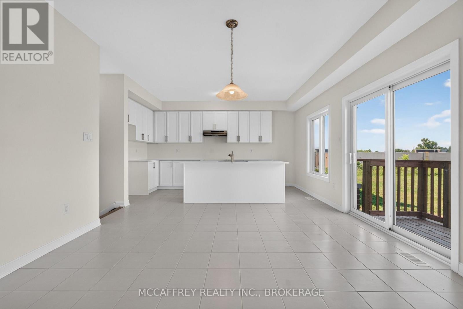 117 Windermere Boulevard Property Photo 13