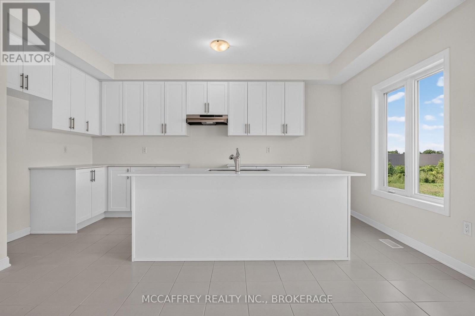 117 Windermere Boulevard Property Photo 16