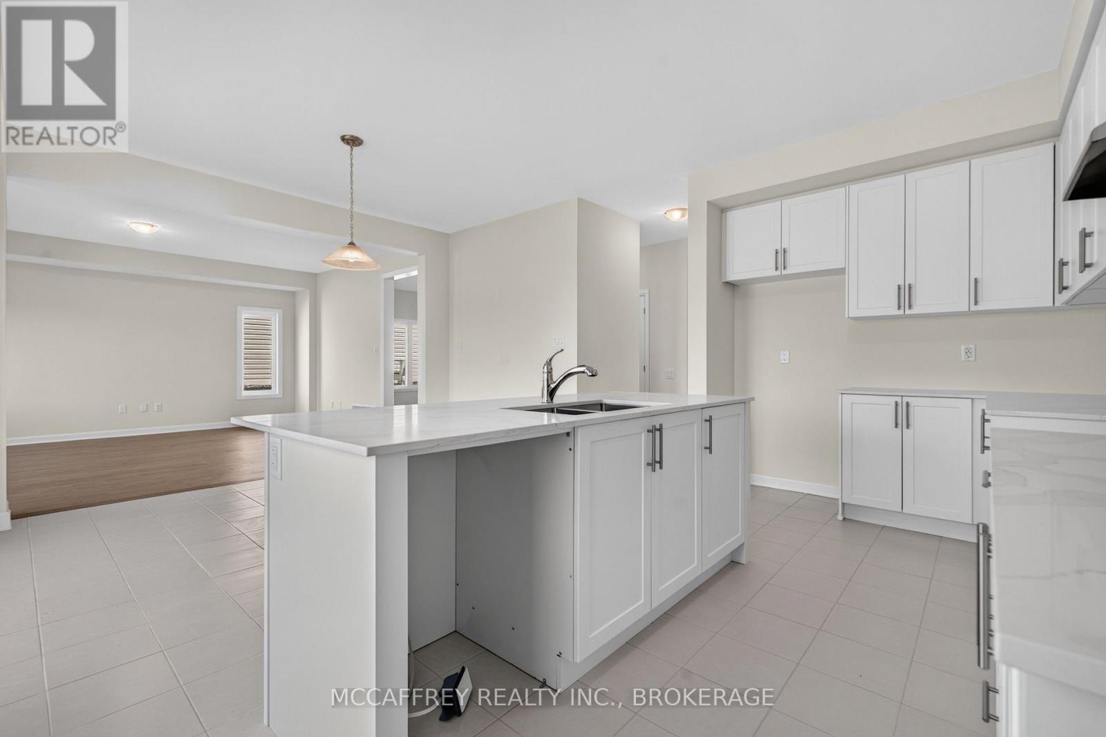 117 Windermere Boulevard Property Photo 17