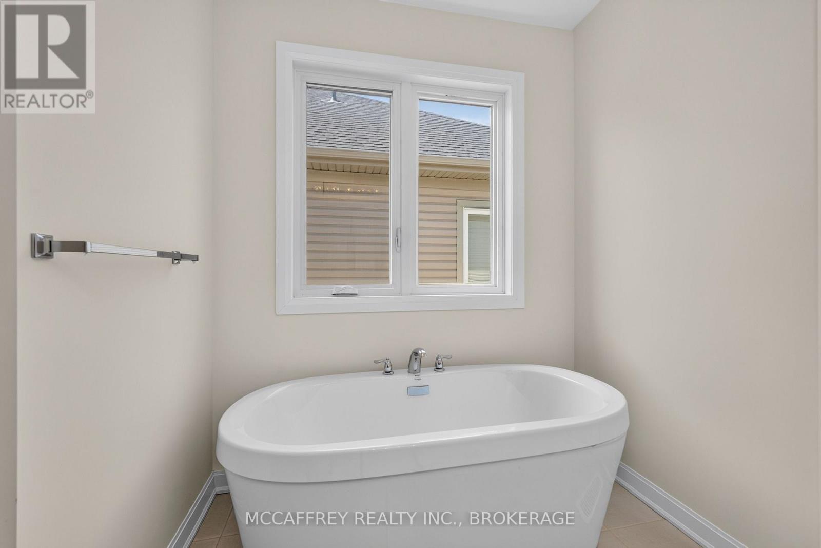 117 Windermere Boulevard Property Photo 30