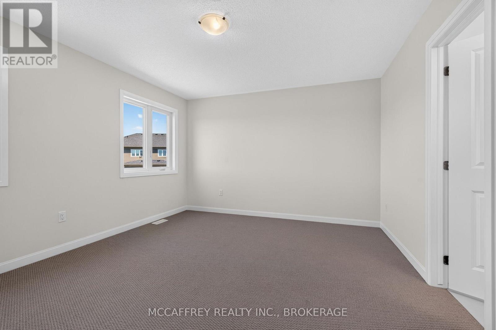 117 Windermere Boulevard Property Photo 31