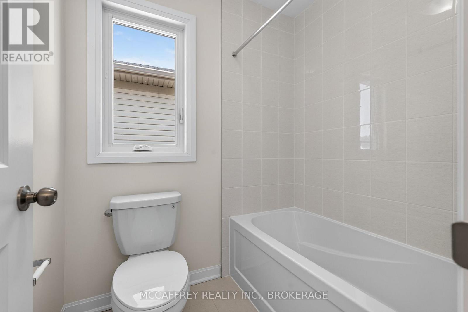 117 Windermere Boulevard Property Photo 34