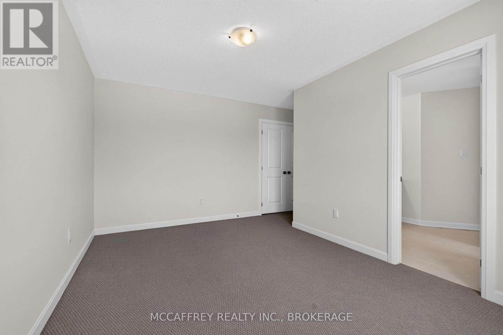 117 Windermere Boulevard Property Photo 38