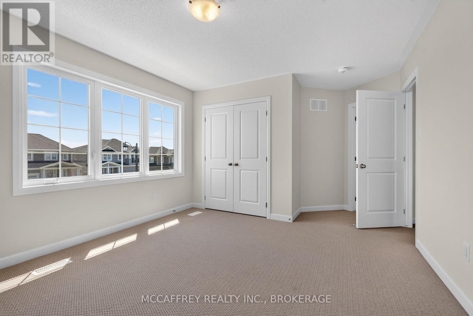 117 Windermere Boulevard Property Photo 42