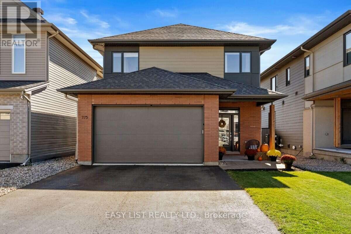 775 Carnelian Crescent Property Photo 1