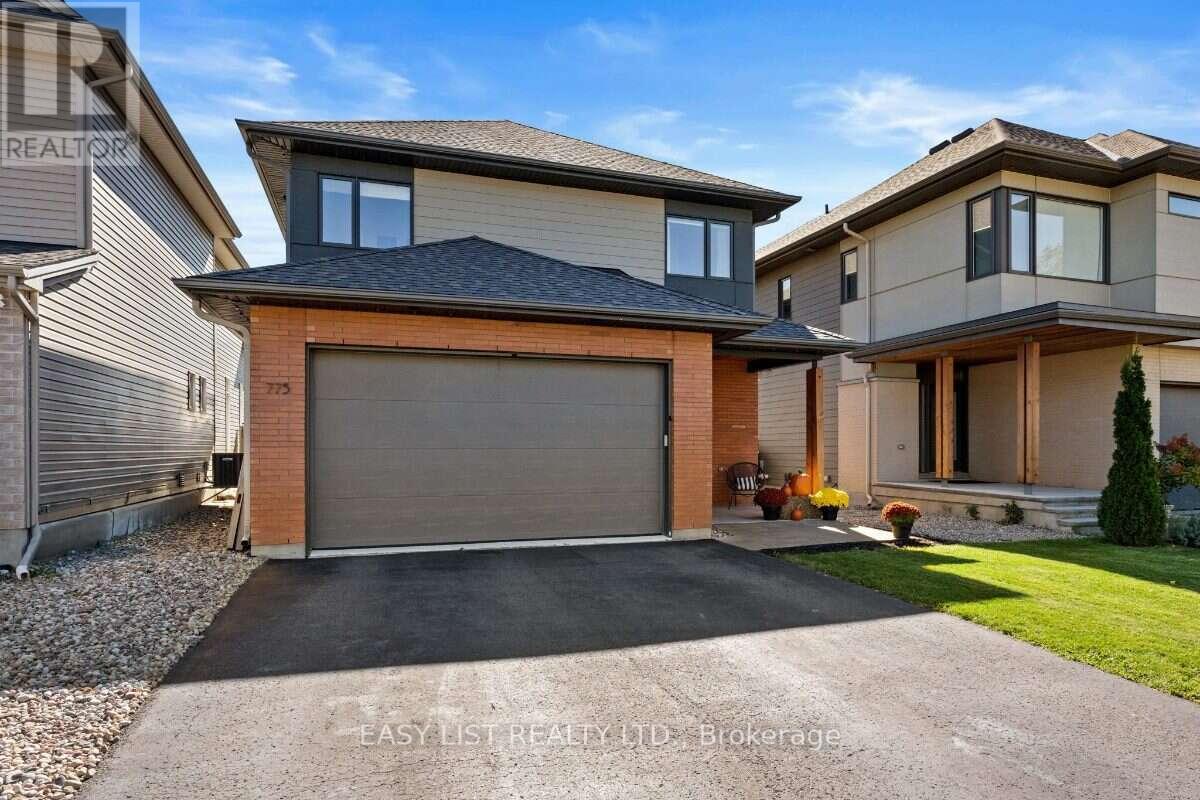 775 Carnelian Crescent Property Photo 3