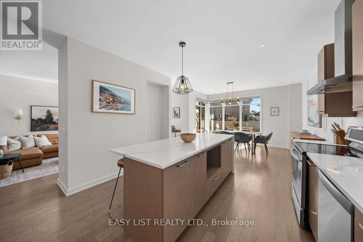 775 Carnelian Crescent Property Photo 9