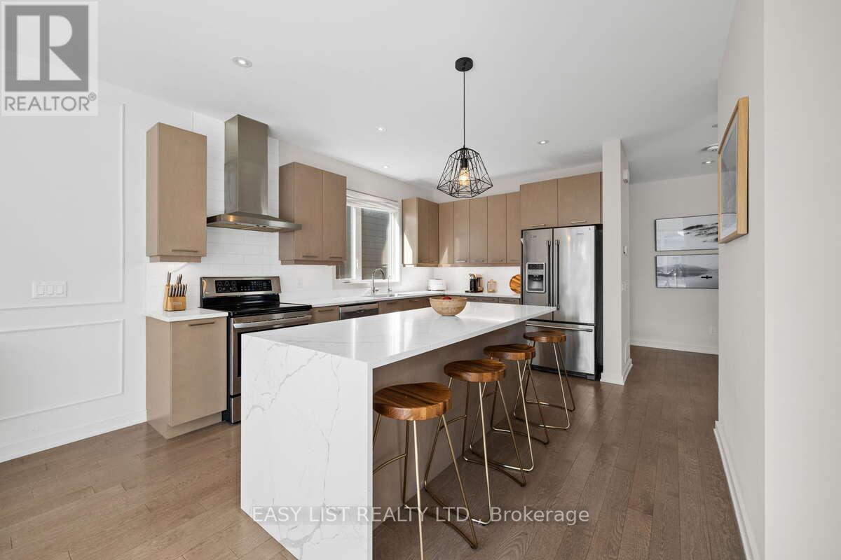775 Carnelian Crescent Property Photo 11