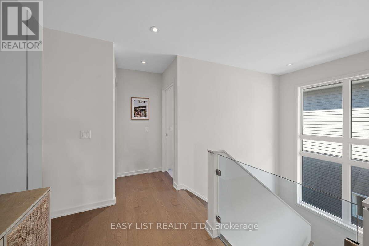 775 Carnelian Crescent Property Photo 33