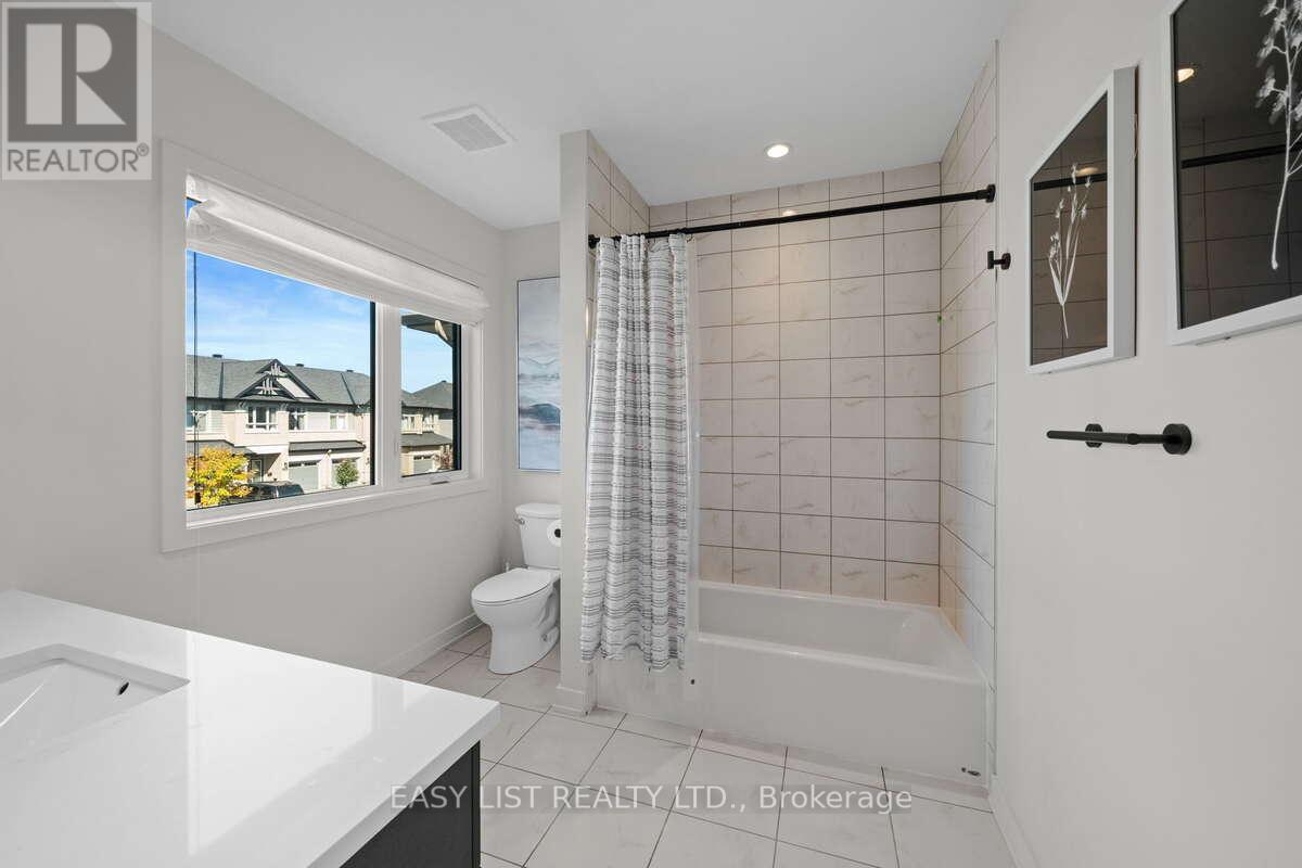 775 Carnelian Crescent Property Photo 36