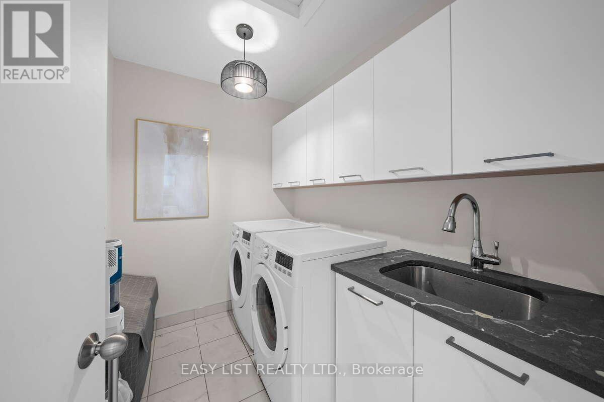775 Carnelian Crescent Property Photo 38