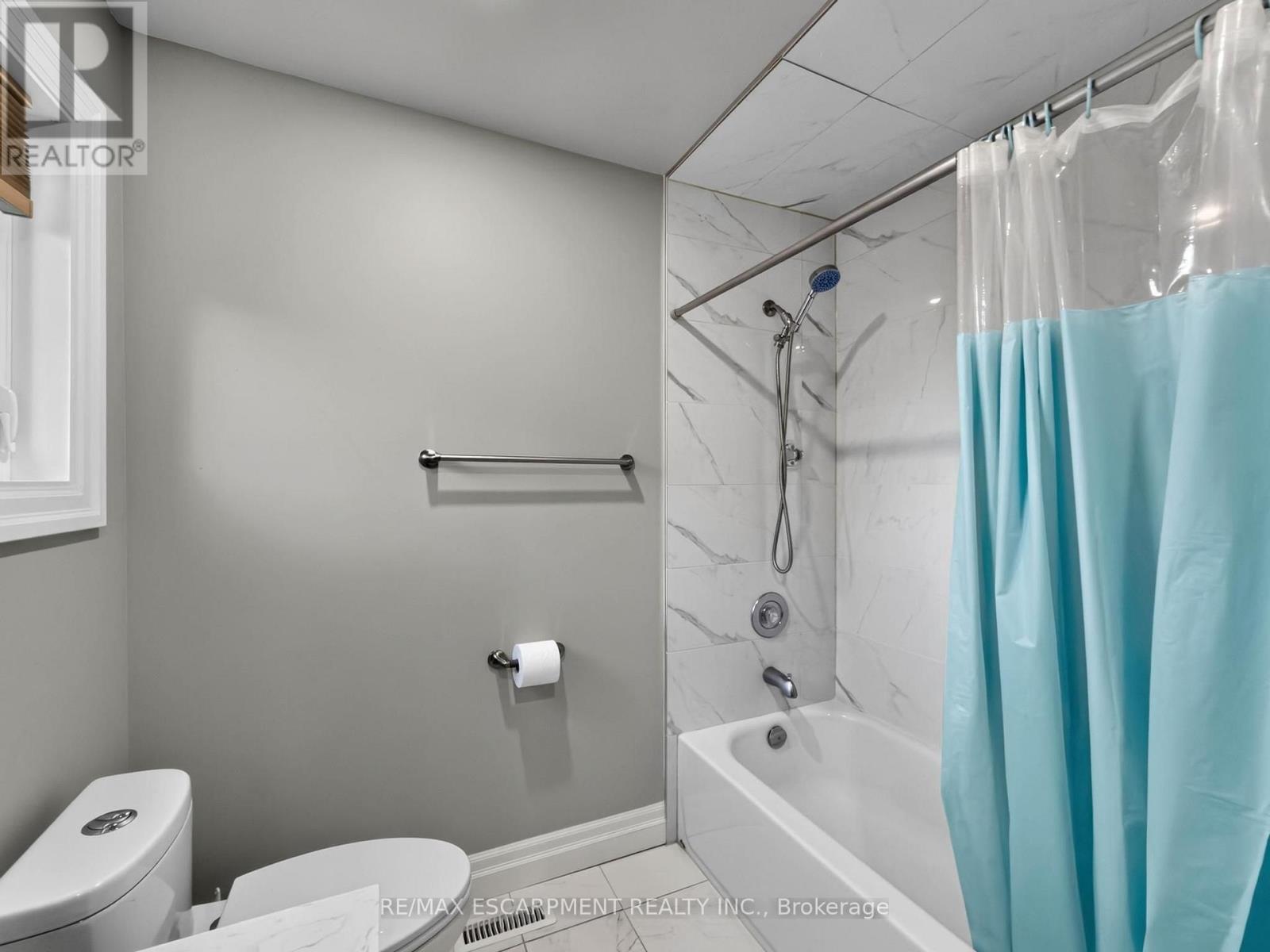 12 Sundrop Court Property Photo 34